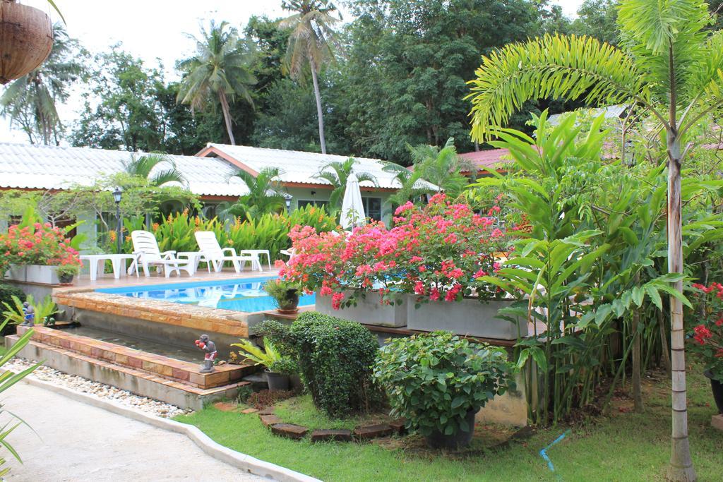 ภูเก็ต มวยไทย เฮาส์ Hotel ฉลอง ภายนอก รูปภาพ