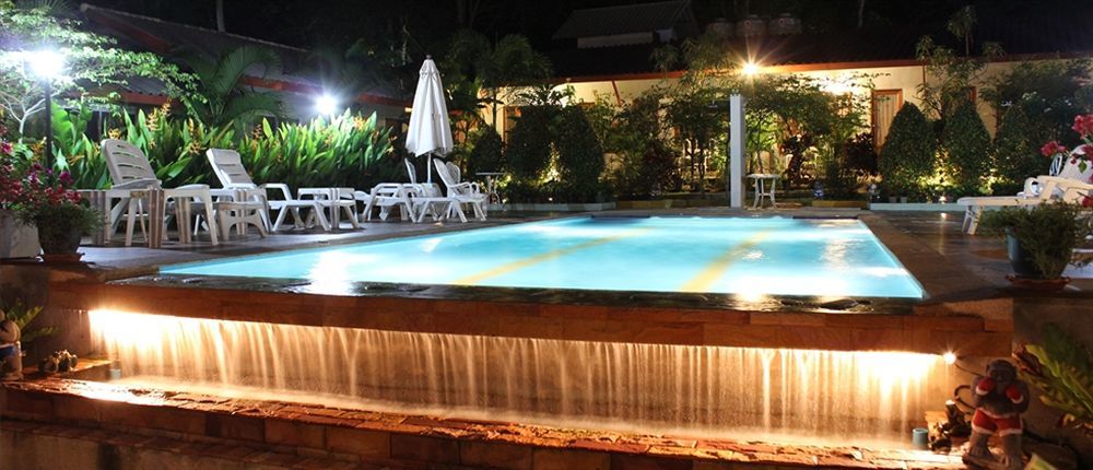 ภูเก็ต มวยไทย เฮาส์ Hotel ฉลอง ภายนอก รูปภาพ
